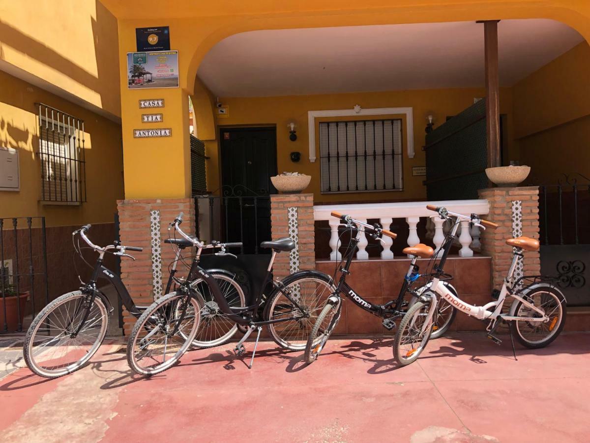 Apartamentos Casa Tia Antonia Málaga Esterno foto