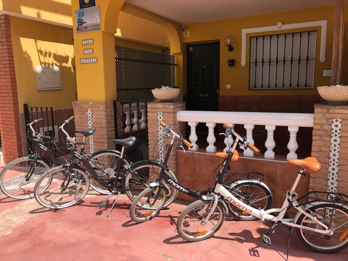Apartamentos Casa Tia Antonia Málaga Esterno foto